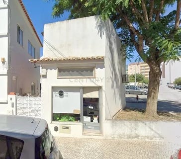/international/pt/rua-condessa-de-murca-entroncamento-portugal-sao-joao-baptista-portalegre-310105536146/