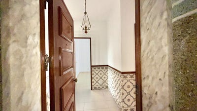 /international/pt/rua-25-de-abril-alverca-do-ribatejo-lisbon-310099411502/
