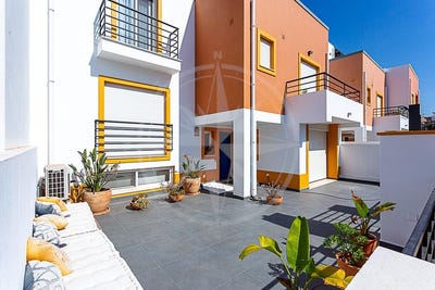 /international/pt/tavira-santa-maria-faro-310101445470/?lang=id
