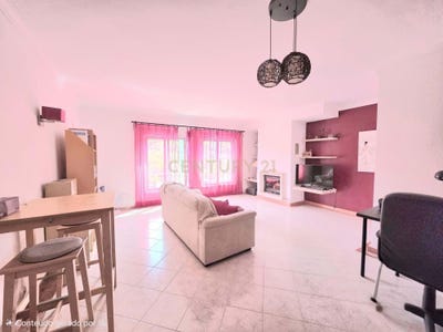 /international/pt/urb-quinta-do-barnabe-nº-3-1-esq-alenquer-santo-estevao-e-triana-lisbon-310108893259/