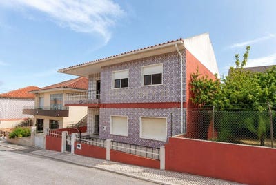 /international/pt/rua-25-de-abril-2680-030-unhos-portugal-camarate-lisbon-310108893114/