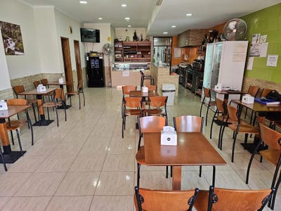 /international/pt/rua-almeida-garrett-13-4430-300-vila-nova-de-gaia-portugal-oliveira-do-douro-porto-310100670828/