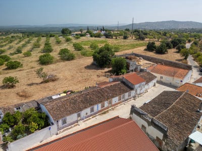 /international/pt/aldeia-de-tunes-algoz-portugal-algoz-faro-310105235288/