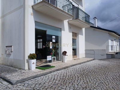 /international/pt/rua-sociedade-filarmonica-no-36-portugal-lourical-leiria-310108083103/