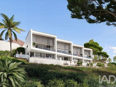 /international/pt/ericeira-lisbon-310107980432/