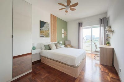 /international/pt/rua-de-dom-luis-de-noronha-lisbon-lisbon-310093860227/