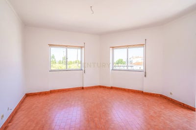 /international/pt/caldas-da-rainha-santo-onofre-e-serra-do-bouro-leiria-310100662811/