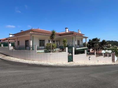 /international/pt/caldas-da-rainha-santo-onofre-e-serra-do-bouro-leiria-310101032308/?lang=es