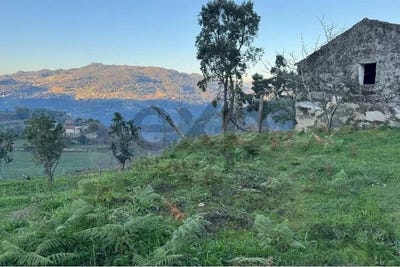 /international/pt/santiago-de-piaes-viseu-310099916616/?lang=en