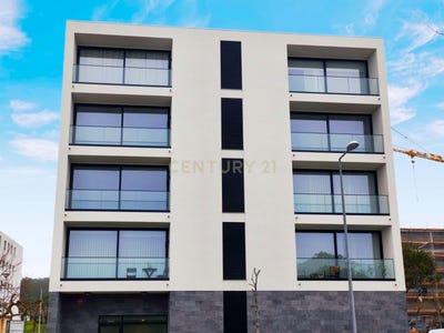 /international/pt/avenida-dos-inventores-5-lagoa-portugal-lagoa-e-carvoeiro-algarve-310107524367/
