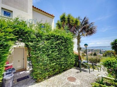 /international/pt/oeiras-lisbon-310099258226/