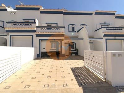 /international/pt/vila-real-de-santo-antonio-faro-310103080744/