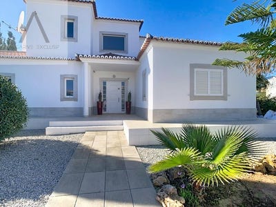/international/pt/quelfes-faro-310106109793/