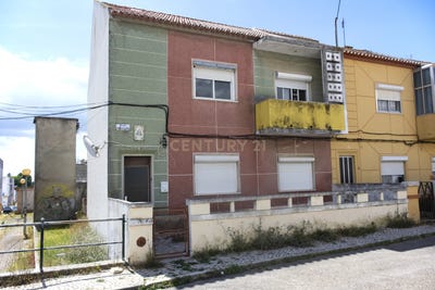 /international/pt/rua-dom-francisco-de-almeida-118-afonsoeiro-portugal-montijo-e-afonsoeiro-setubal-municipality-310108400127/