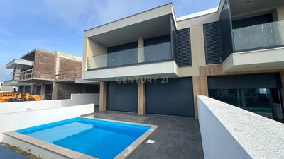 /international/pt/ericeira-lisbon-310100665172/