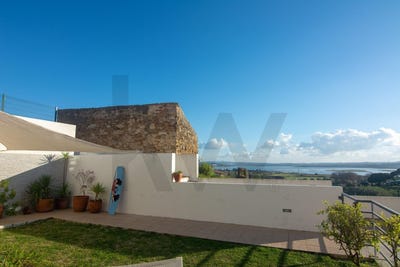 /international/pt/foz-do-arelho-leiria-310105008877/