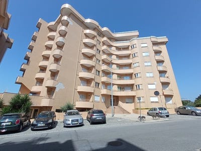 /international/pt/nova-das-perlinhas-586-rio-tinto-aveiro-310104278121/