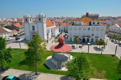 /international/pt/montijo-e-afonsoeiro-setubal-municipality-310100598103/