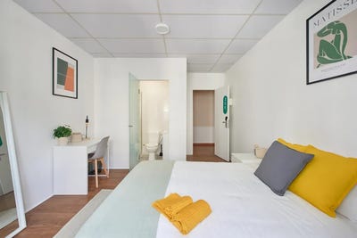 /international/pt/rua-alexandre-herculano-lisbon-lisbon-310099654409/