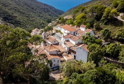 /international/pt/sintra-azoia-rua-do-campo-da-bola-colares-lisbon-310100637235/