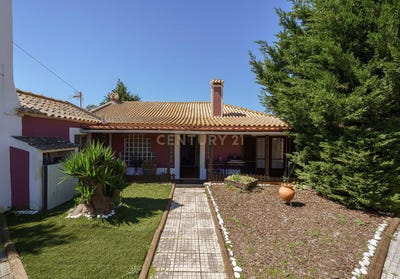 /international/pt/rua-9-de-marco-27-cajados-portugal-poceirao-e-marateca-setubal-municipality-310107237745/
