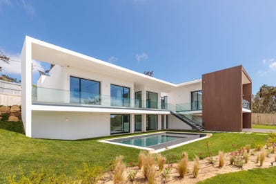 /international/pt/colares-lisbon-310108248532/