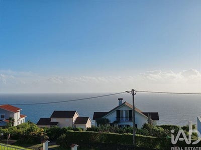 /international/pt/lajes-do-pico-azores-310105350135/