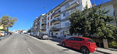 /international/pt/rua-doutor-alexandre-faria-braganca-portugal-se-setubal-municipality-310102956836/