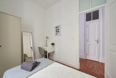 /international/pt/rua-goncalves-crespo-lisbon-lisbon-310109236557/