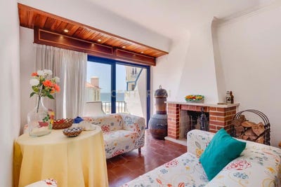 /international/pt/rua-goncalves-zarco-16-colares-portugal-colares-lisbon-310109045642/