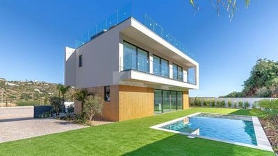 /international/pt/albufeira-faro-310105995729/