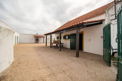 /international/pt/montijo-e-afonsoeiro-setubal-municipality-310094760278/