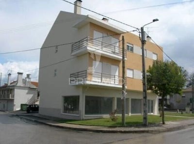 /international/pt/bustos-troviscal-e-mamarrosa-oliveira-do-bairro-aveiro-310108403247/