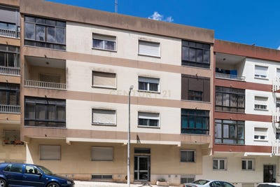 /international/pt/av-padre-alberto-neto-58-3-d-queluz-lisbon-310107969460/