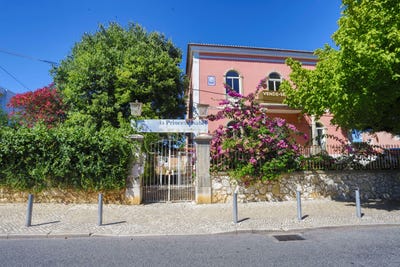 /international/pt/rua-henrique-de-paiva-couceiro-oeiras-e-sao-juliao-da-barra-lisbon-310106686260/