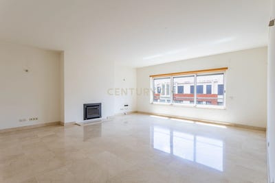 /international/pt/parque-das-nacoes-lisbon-310100989592/