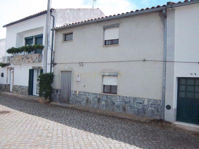 /international/pt/rua-das-escolas-rosmaninhal-portalegre-310105230775/