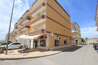 /international/pt/r-fernando-figueiredo-lt-9-rc-d-benavente-santarem-310108701178/