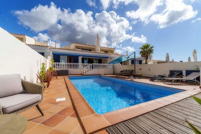 /international/pt/castro-marim-faro-310108407359/