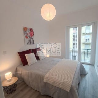 /international/pt/penha-de-franca-lisbon-310100495882/
