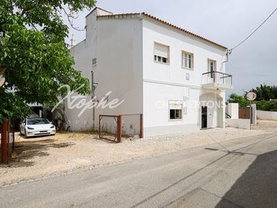 /international/pt/luz-de-tavira-tavira-faro-310101381616/?lang=id