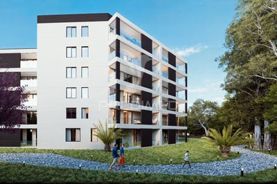 /international/pt/pedroucos-maia-porto-310108370267/