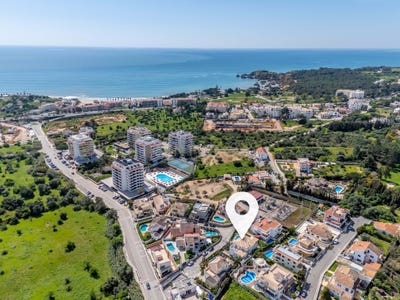 /international/pt/beco-da-sardinheira-13-8500-831-portimao-portugal-portimao-faro-310106774466/