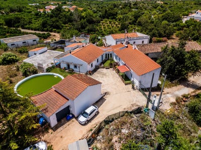/international/pt/rua-de-poco-do-gueno-sao-bartolomeu-de-messines-portugal-sao-bartolomeu-de-messines-faro-310108401230/