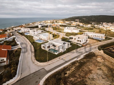 /international/pt/foz-do-arelho-leiria-310102748006/