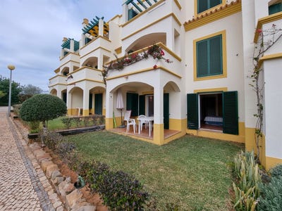 /international/pt/tavira-santa-maria-faro-310108292118/