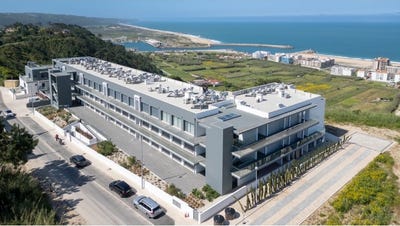 /international/pt/nazare-leiria-310099250817/