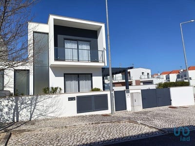 /international/pt/tornada-e-salir-do-porto-leiria-310101472637/?lang=en