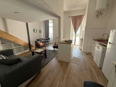 /international/pt/rua-miguel-pais-barreiro-setubal-municipality-310107617767/