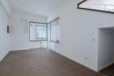 /international/pt/rua-ary-santos-12-loja-15-laranjeiro-e-feijo-setubal-municipality-310107703835/